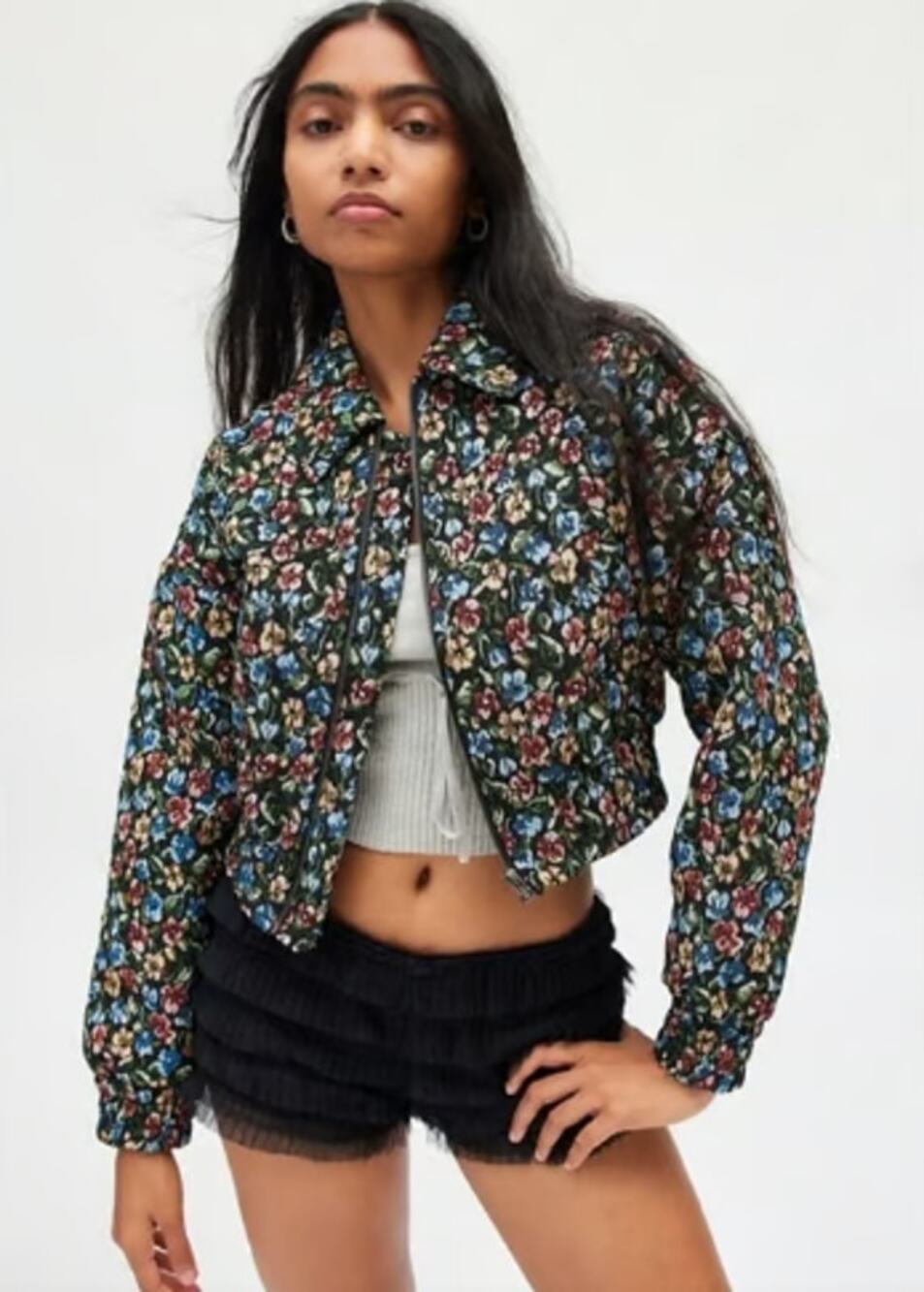 Kimchi Blue NWT cropped floral bomber jacket XS